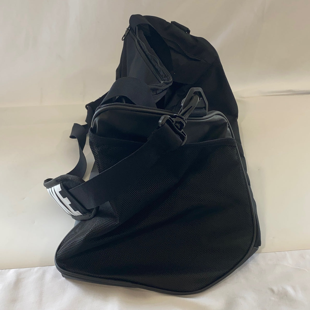 Left-LPNPMGI0842169