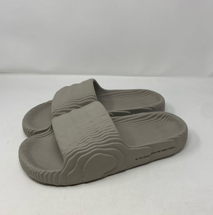 Right-LPNRRHV1994008