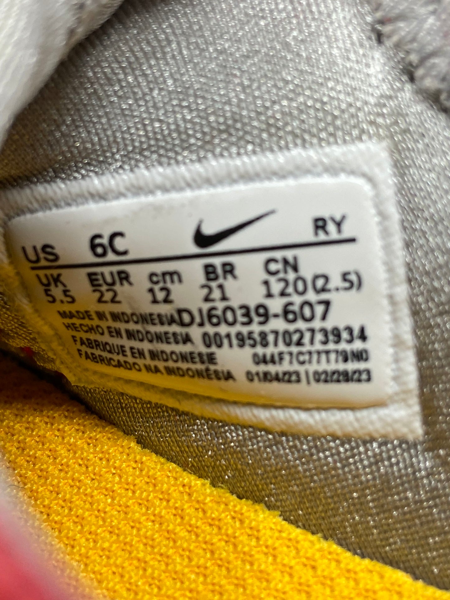 Serial #/Tag-UNT629532FRR