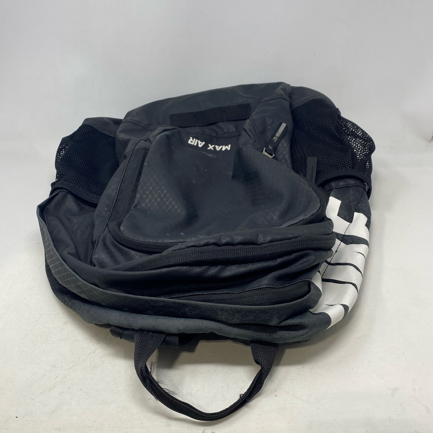 Back-LPNNC6C4FLVC8