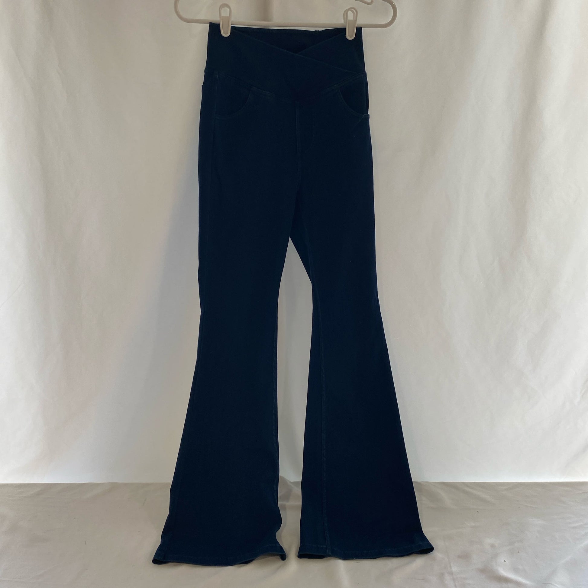 Front-UNT1830909MZ