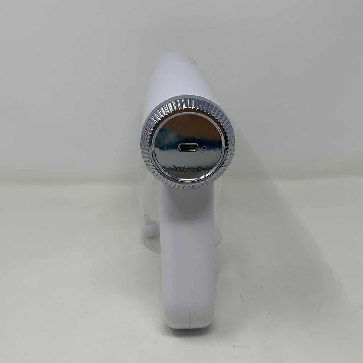 Right-UNT761963IP7