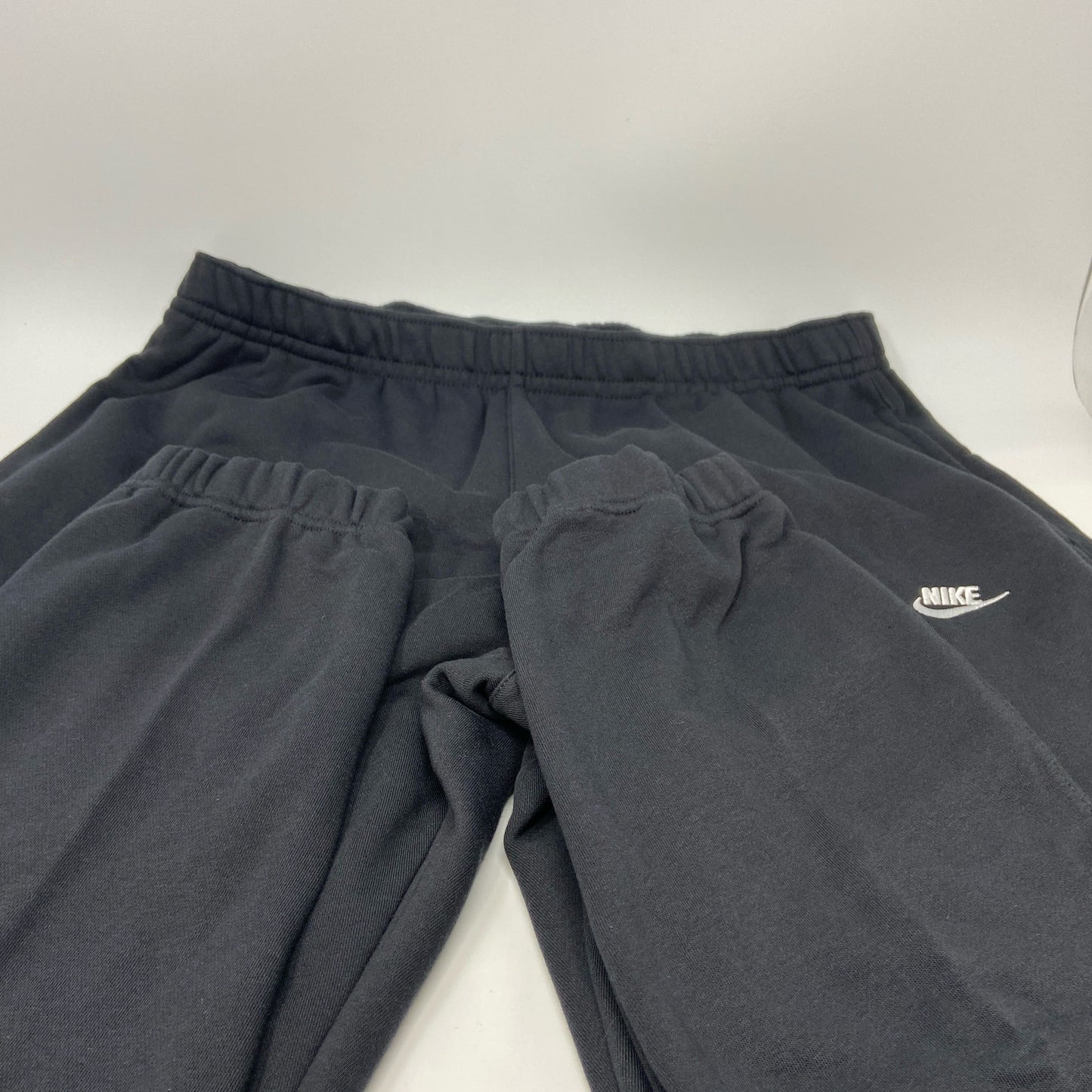 Front-UNT5752756N0