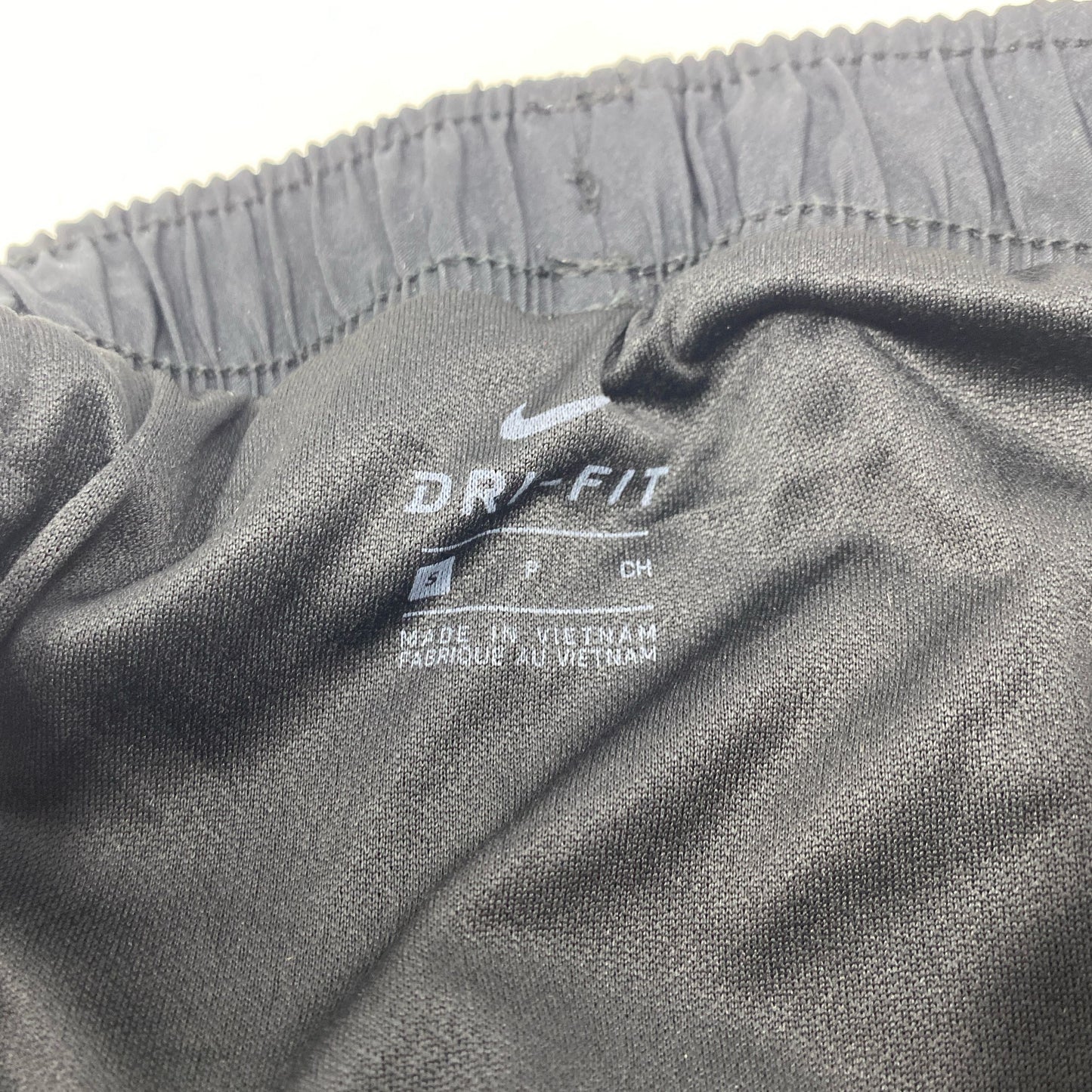 Serial #/Tag-UNT946415HWJ