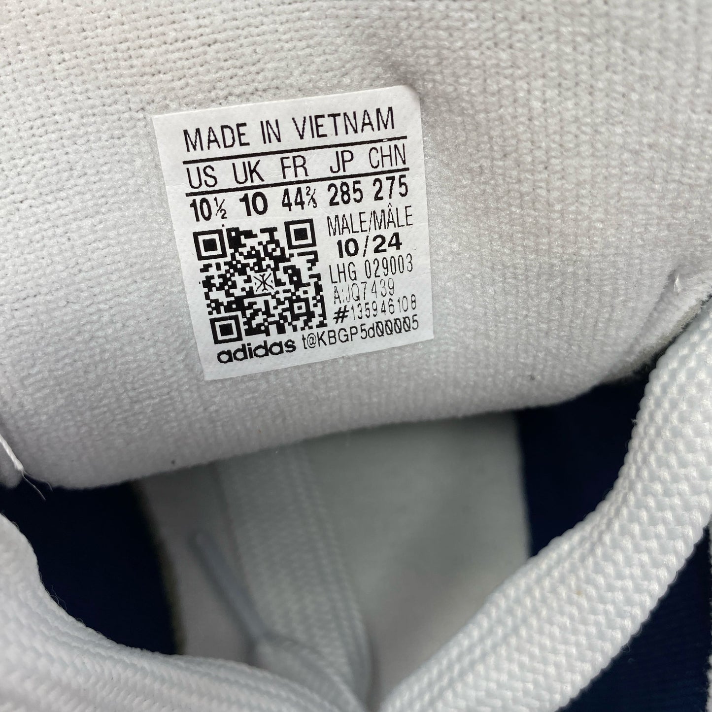 Serial #/Tag-UNT8231093U4