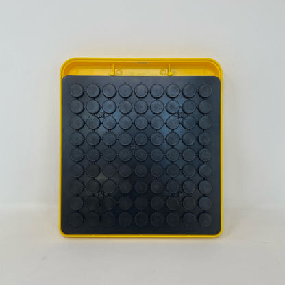 Back-UNT828233NQ8