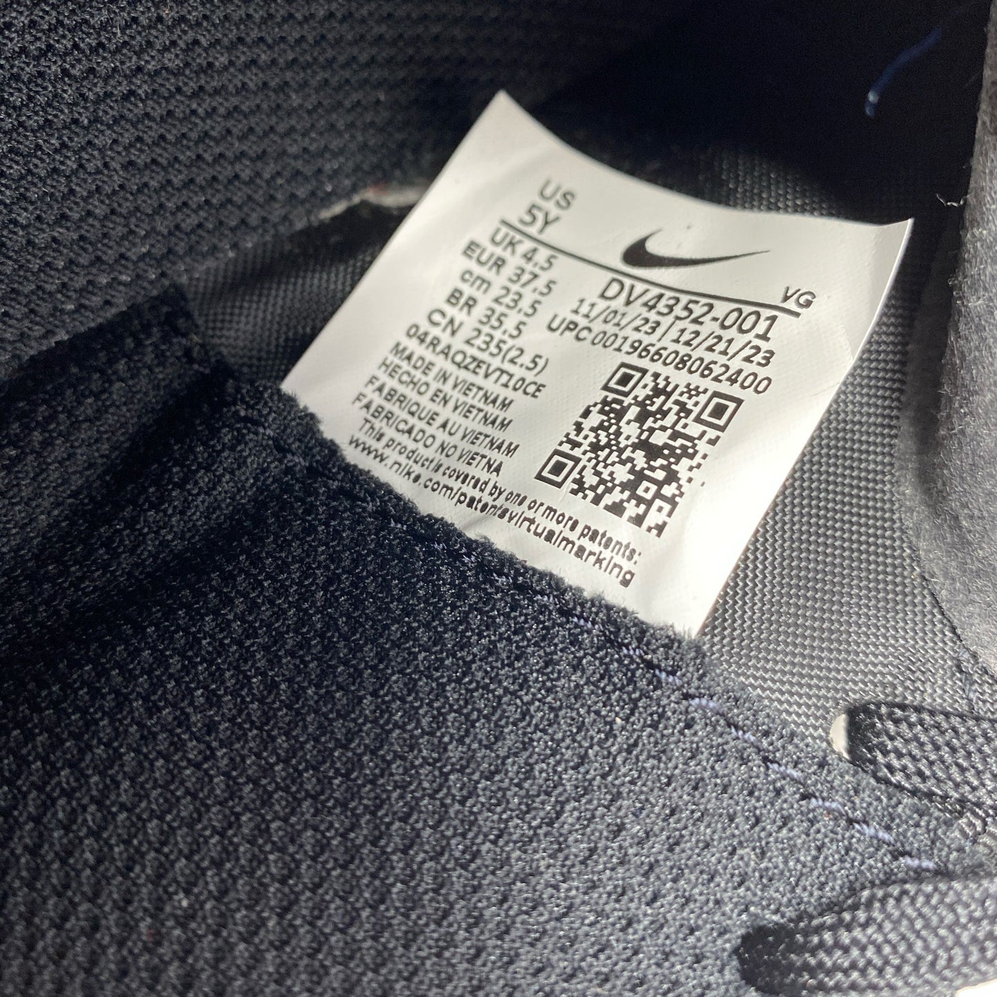 Serial #/Tag-UNT991566QGQ