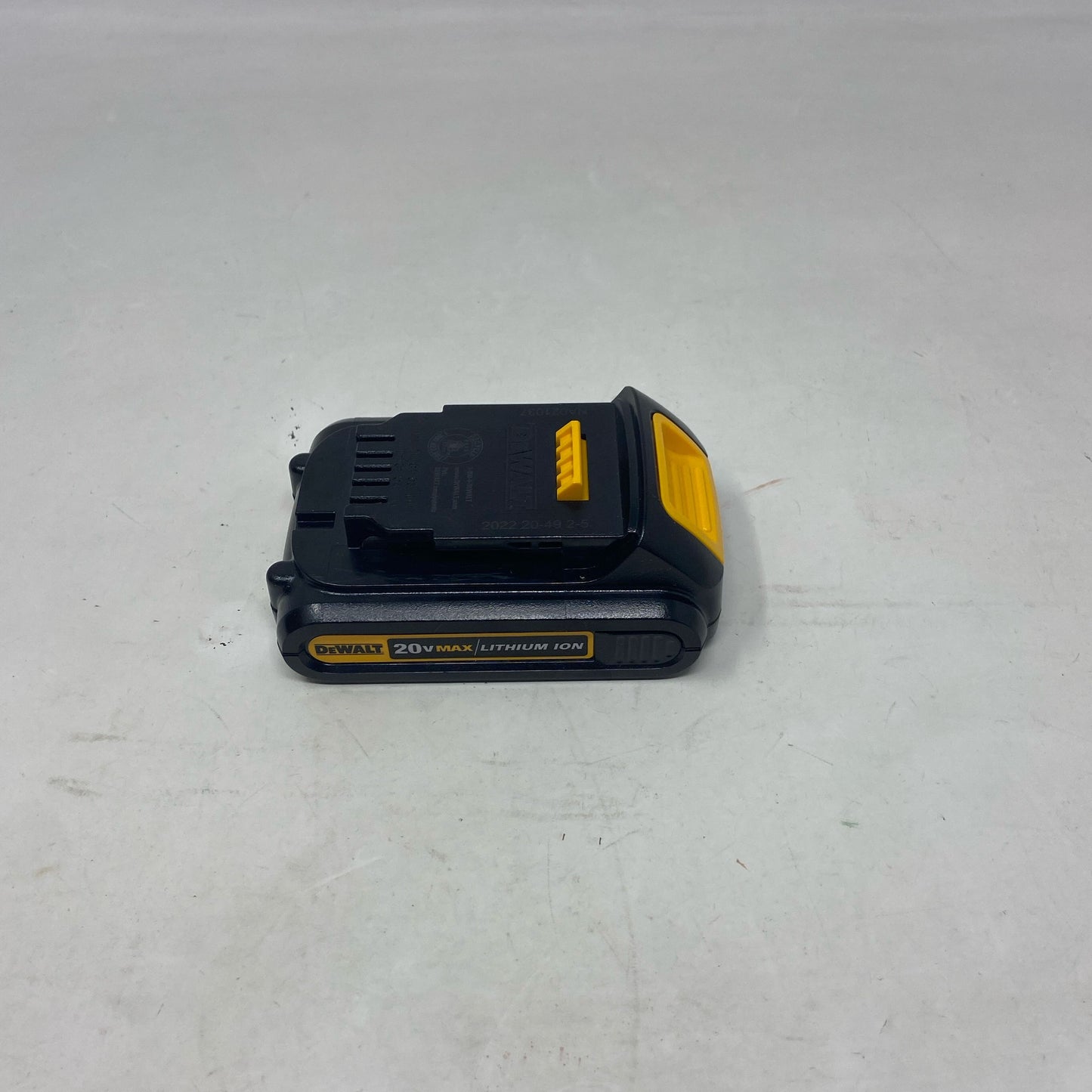 Front-UNT280136T2S
