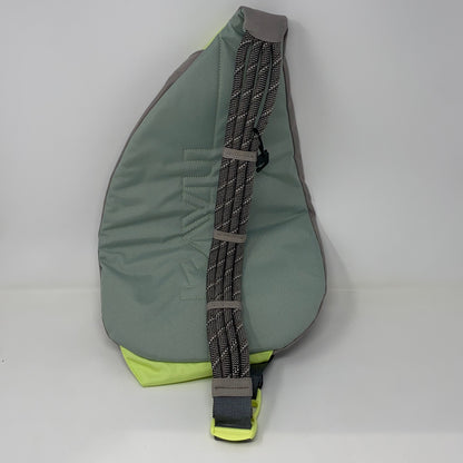 Back-LPNNG6Y6V8GBR