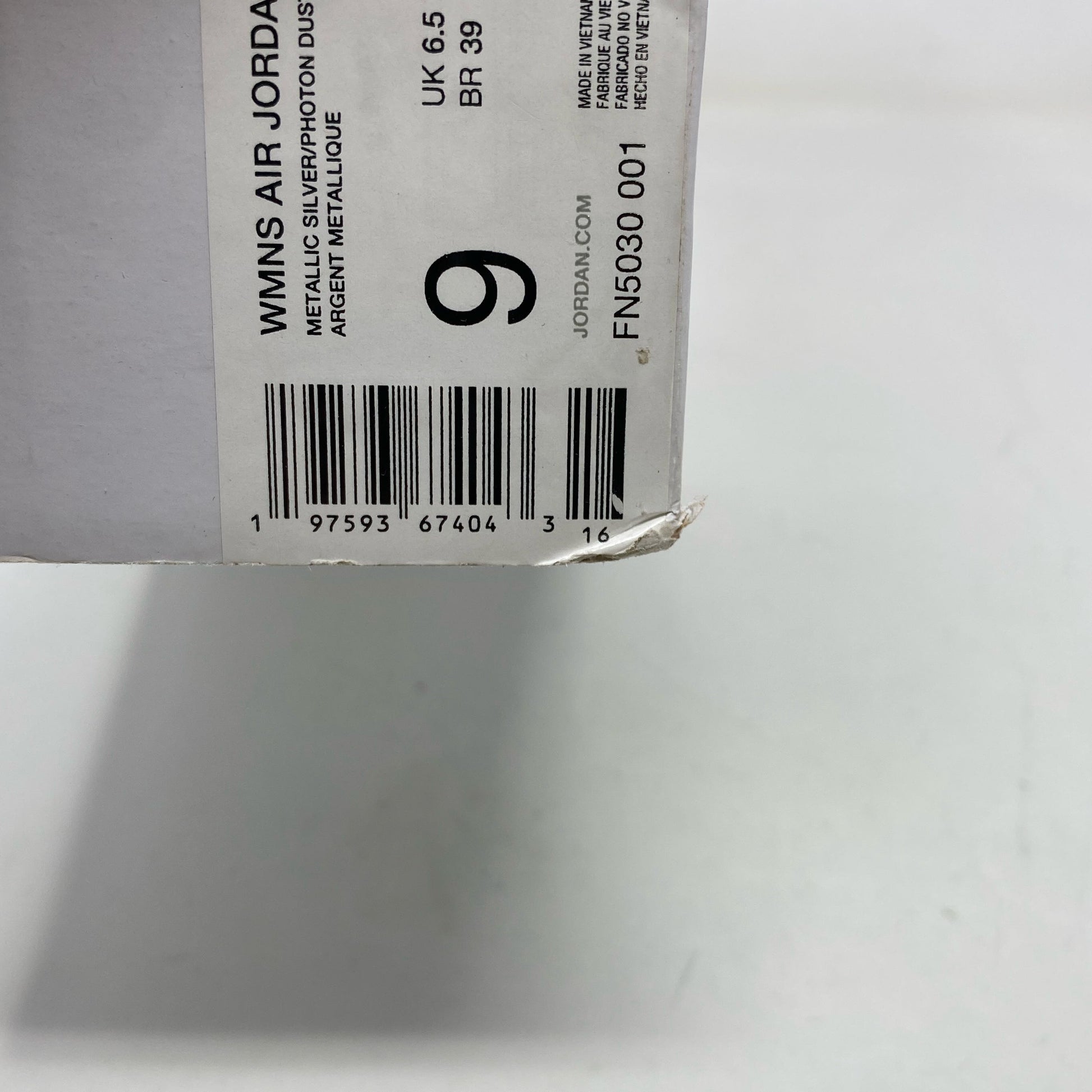 Serial #/Tag-UNT798775NJU