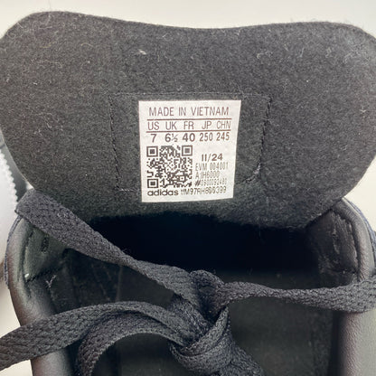 Serial #/Tag-UNT69889005I