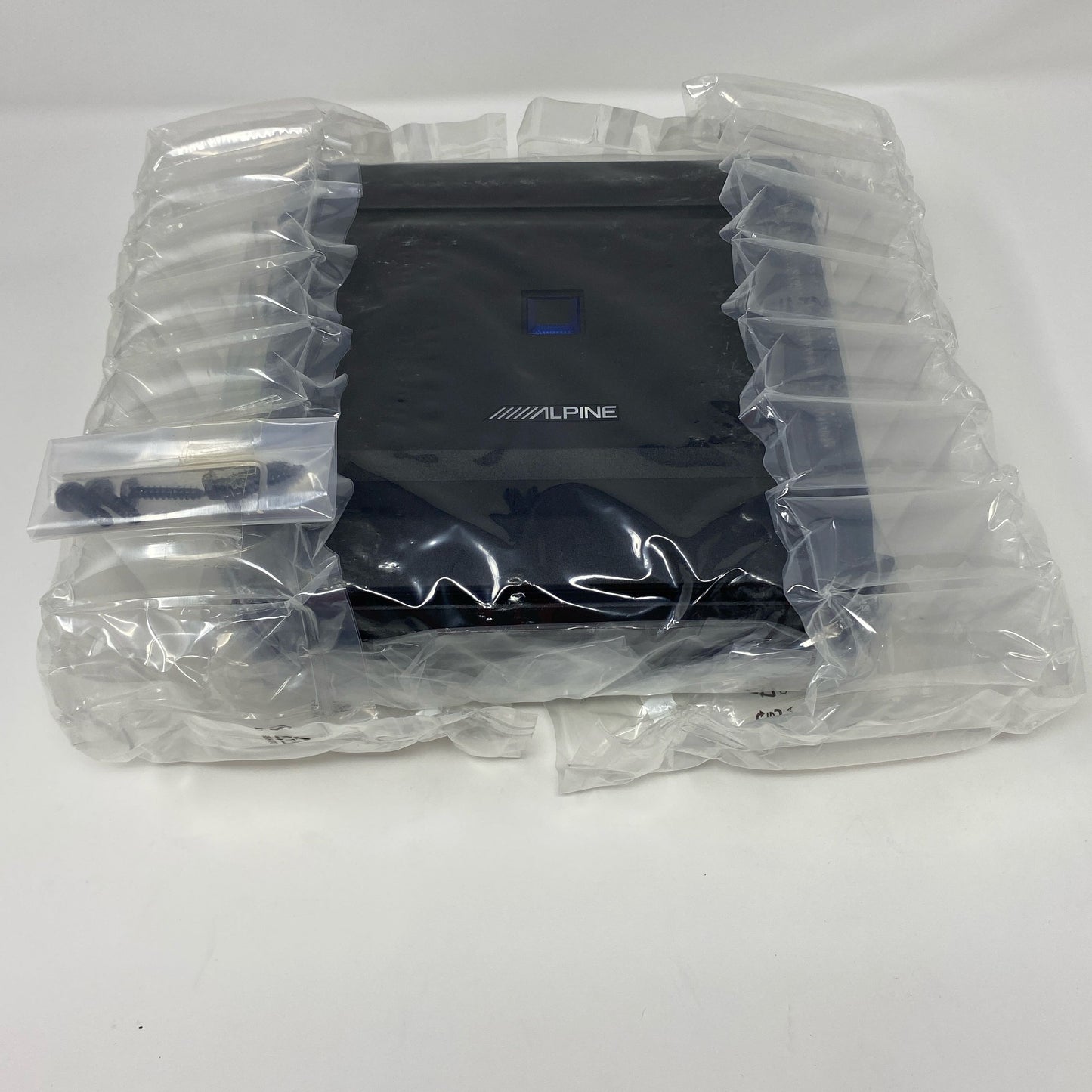 Front-UNT035247Q3K
