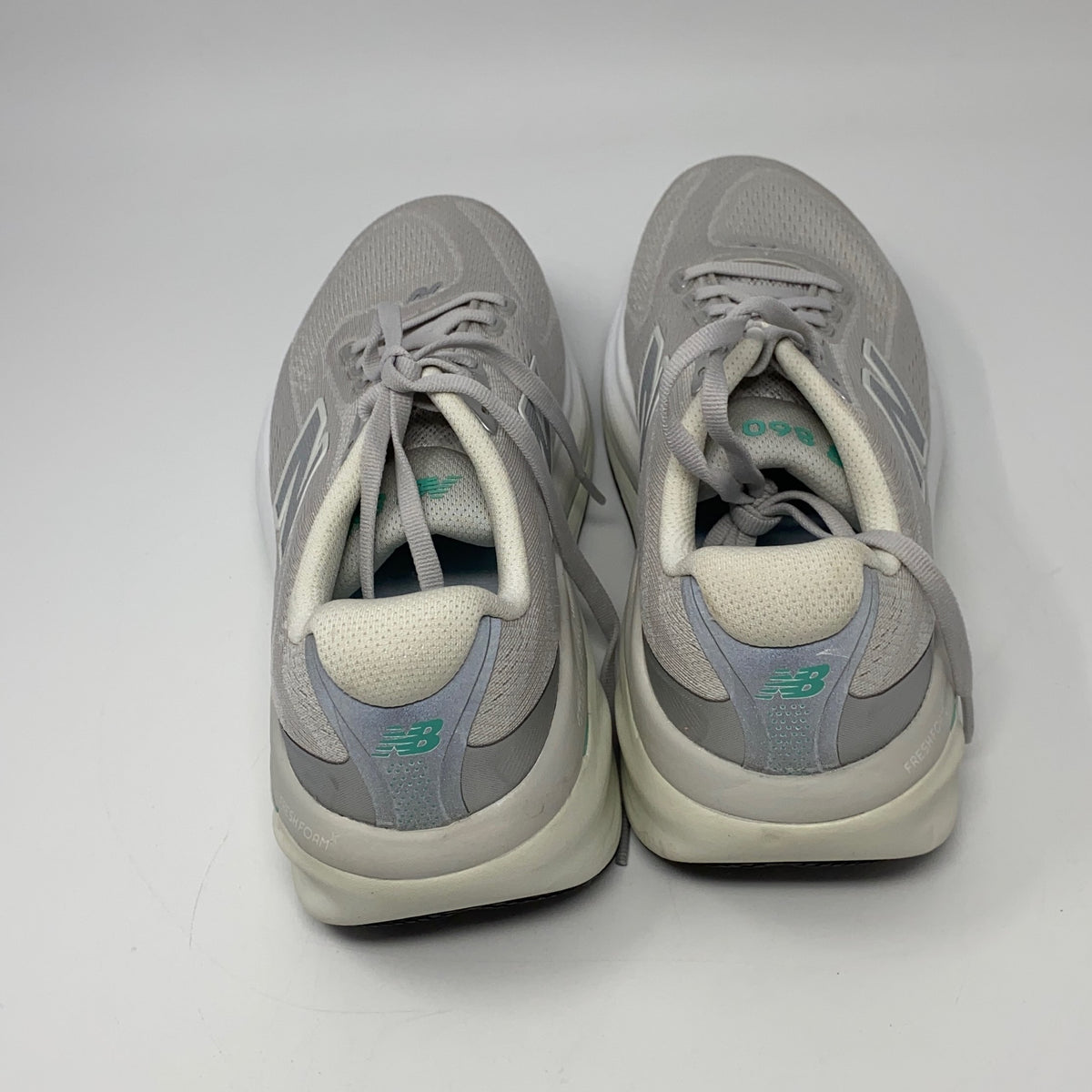 Right-UNT211062O3M