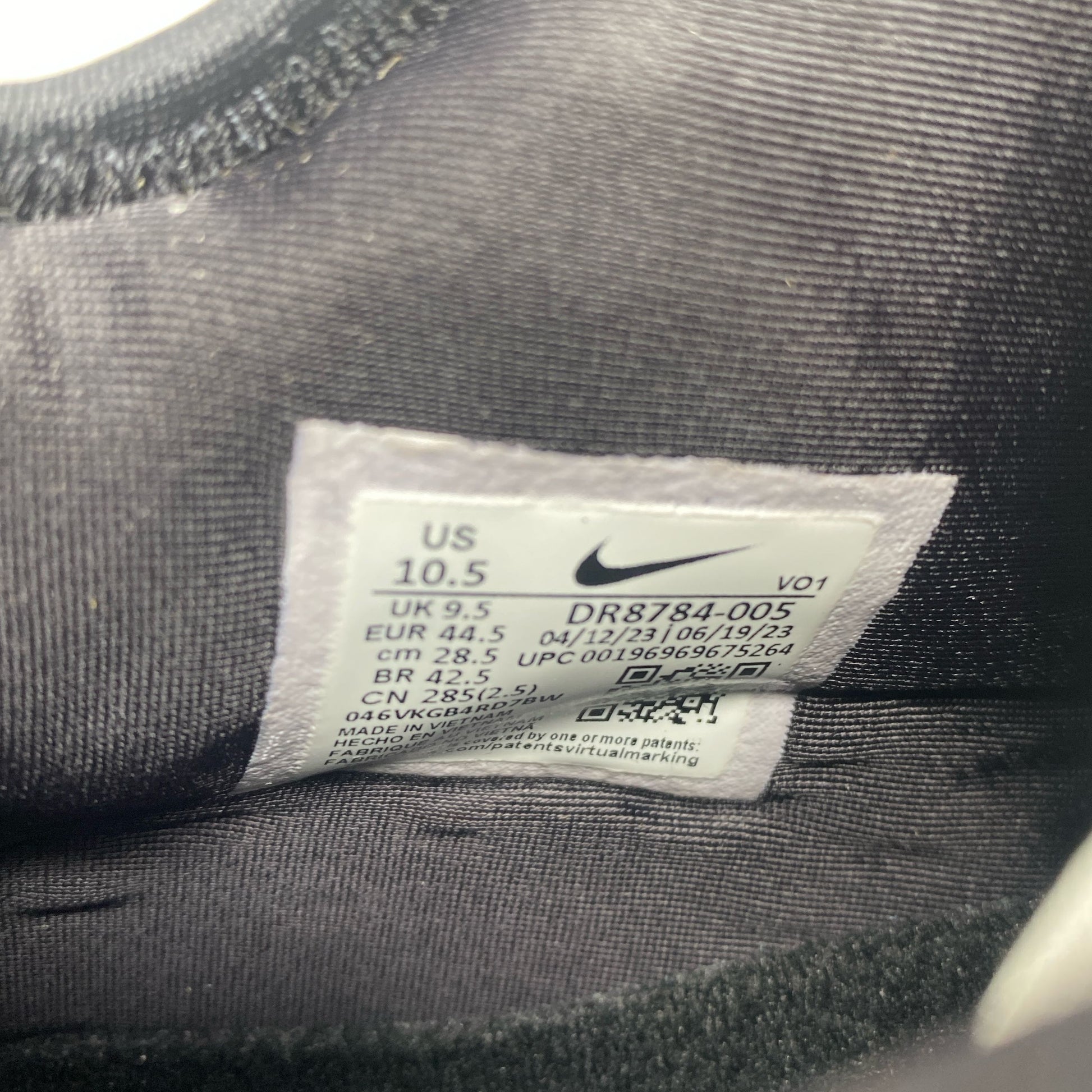 Serial #/Tag-UNT911749ODHD