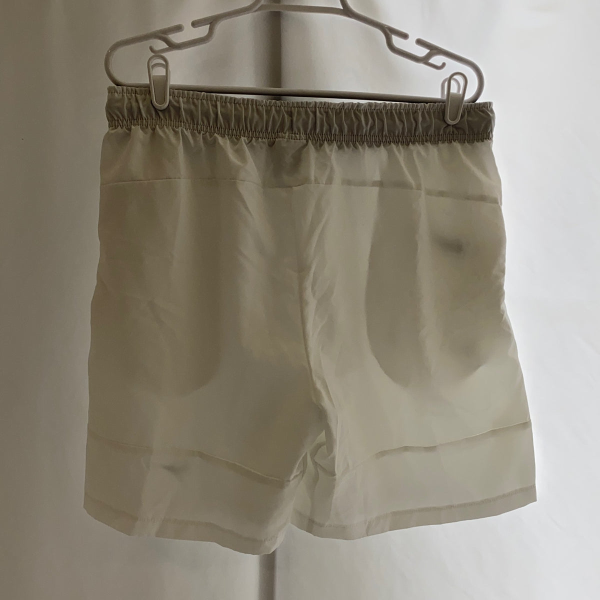 Back-LPNO625520308