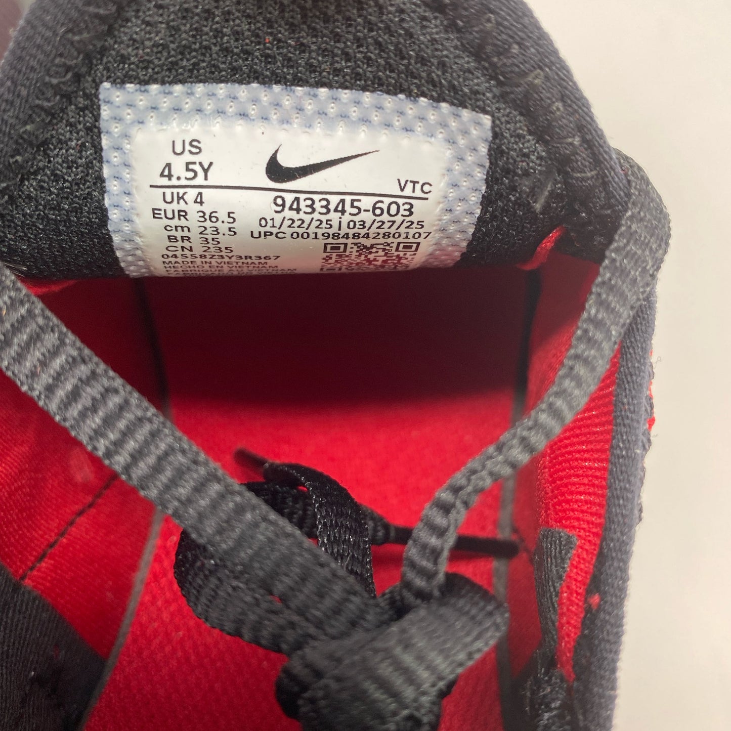Serial #/Tag-UNT918306C3P