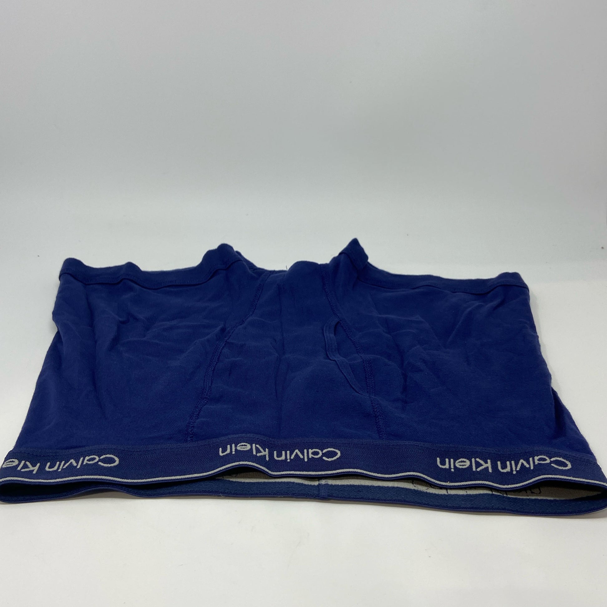 Back-UNT574111WAT