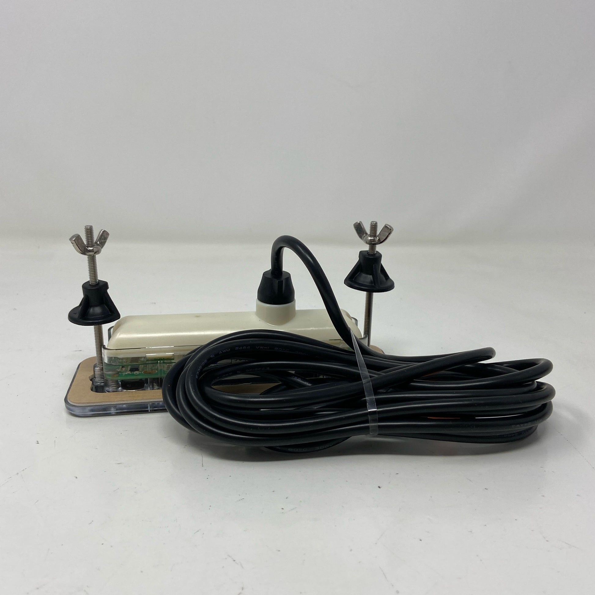 Back-UNT714319VB5