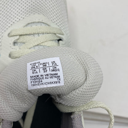 Serial #/Tag-UNT558941FUO