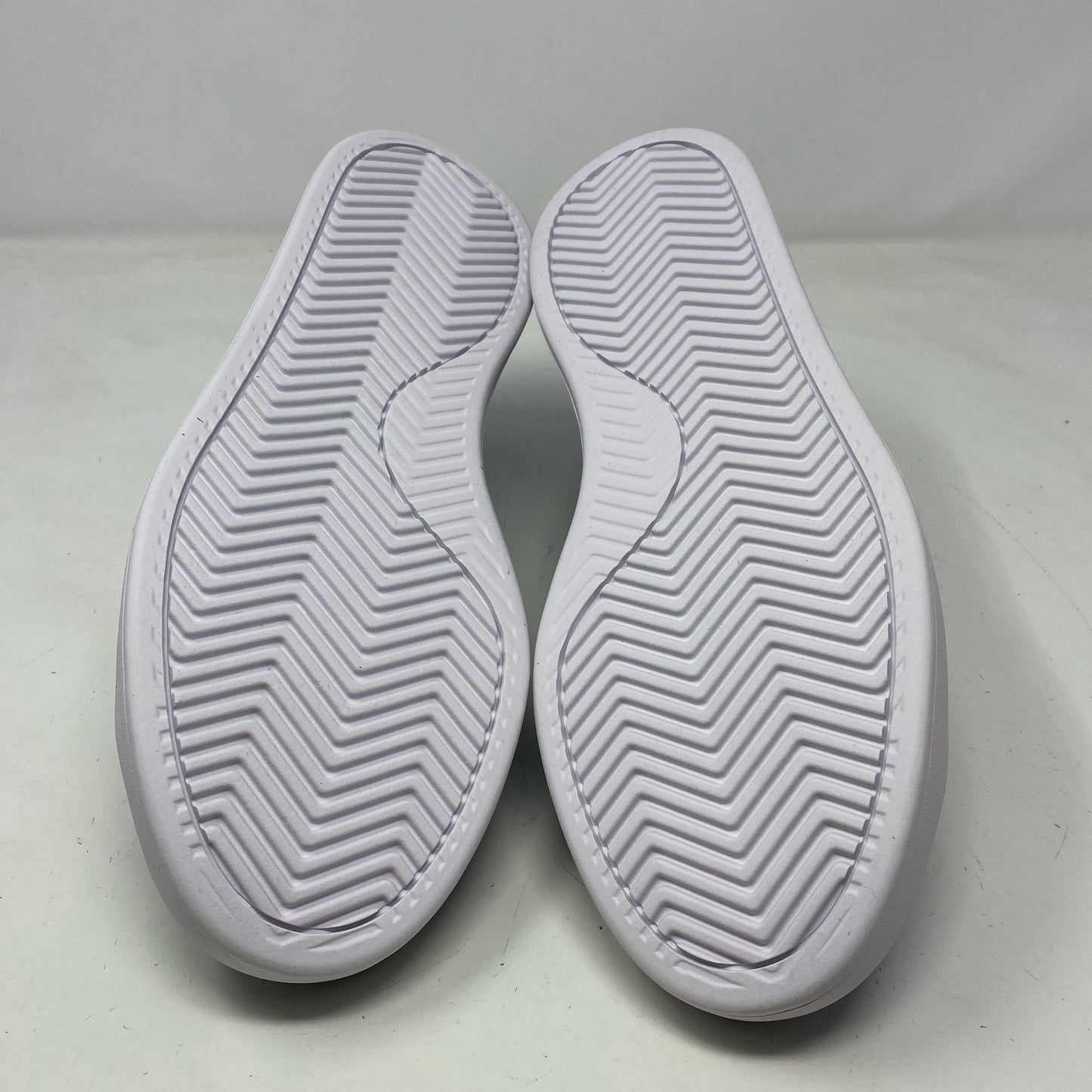 Bottom-UNT21531602B