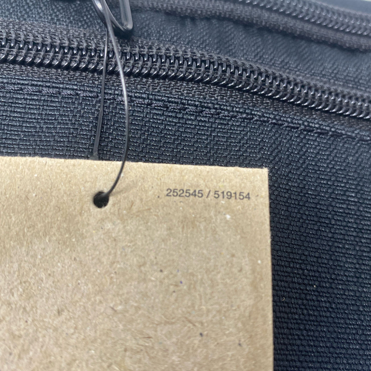 Serial #/Tag-LPNRRHJ2695899