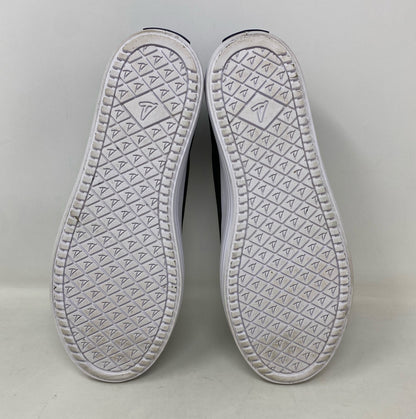 Bottom-LPNNH5F52XGKS