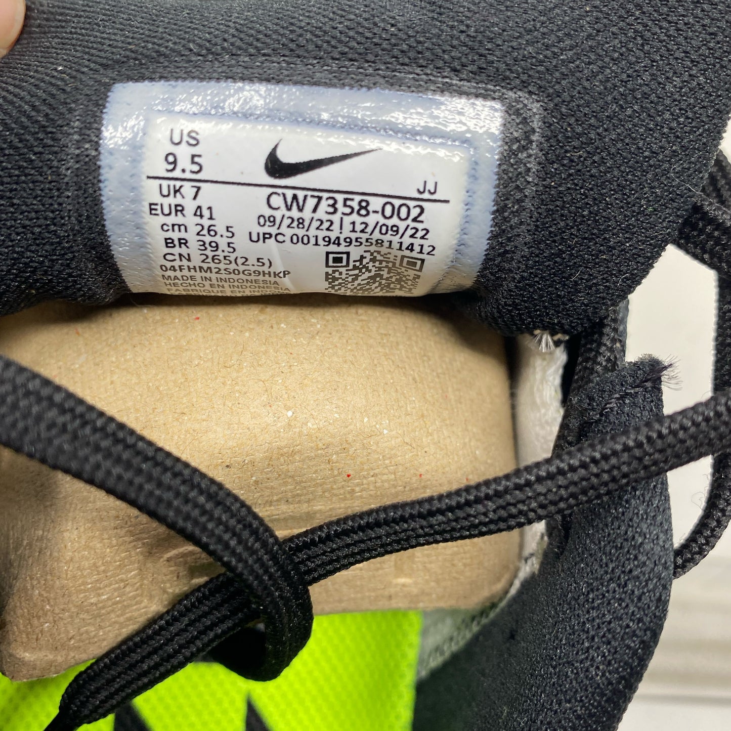 Serial #/Tag-UNT2833696R5