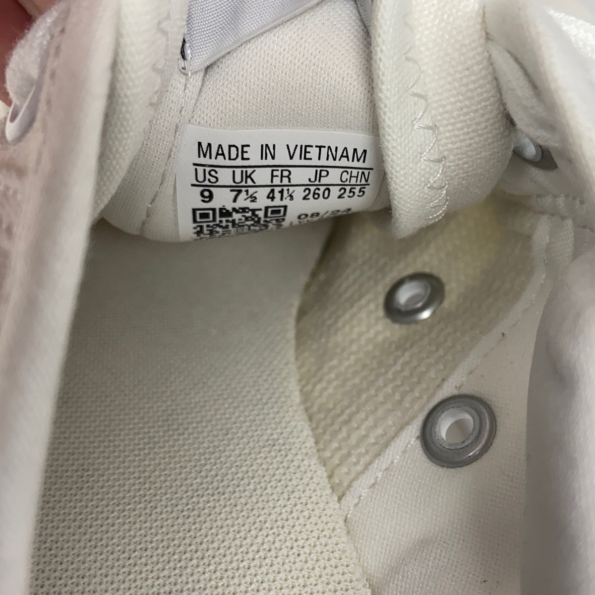 Serial #/Tag-UNT8672020NM