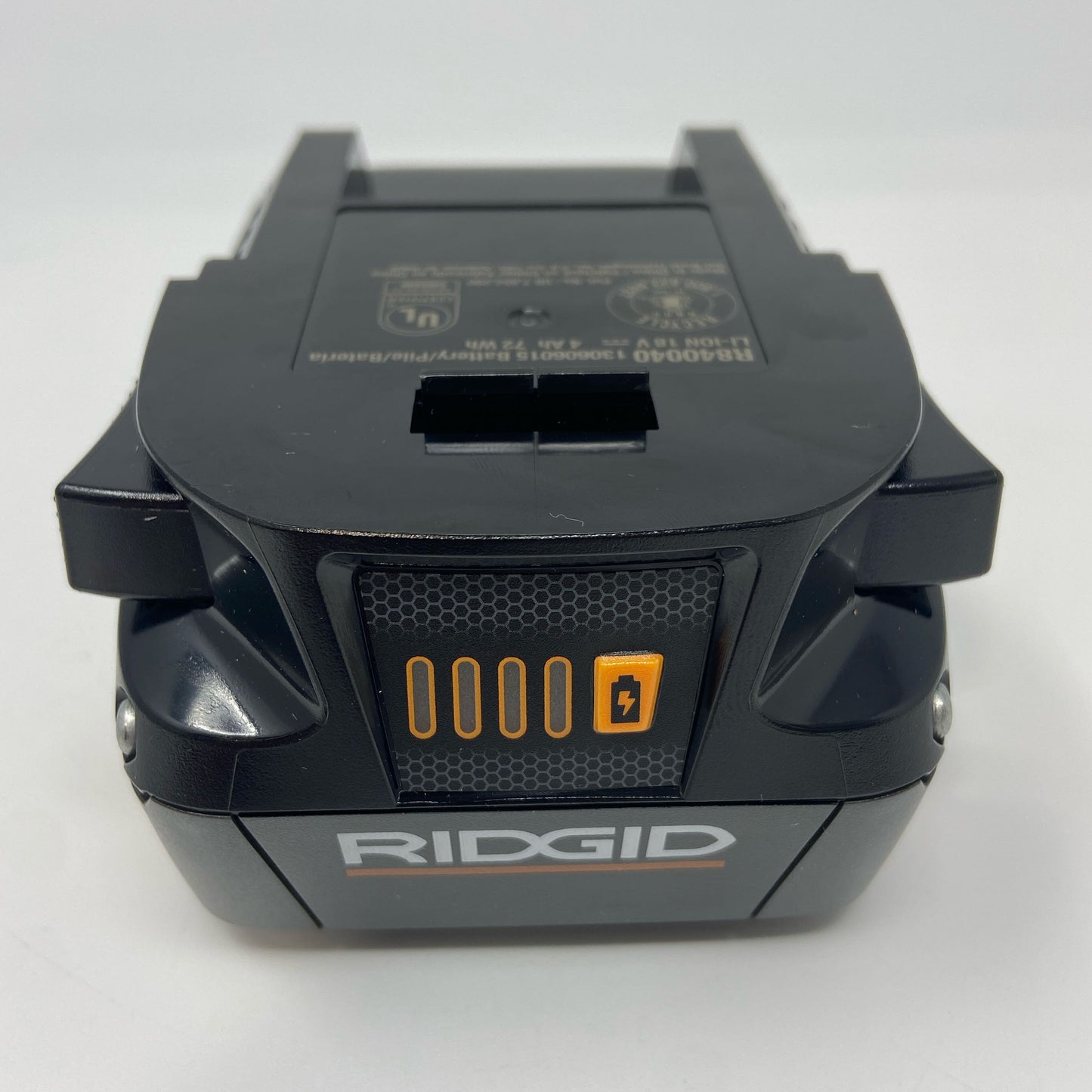 Back-UNT641646R4G