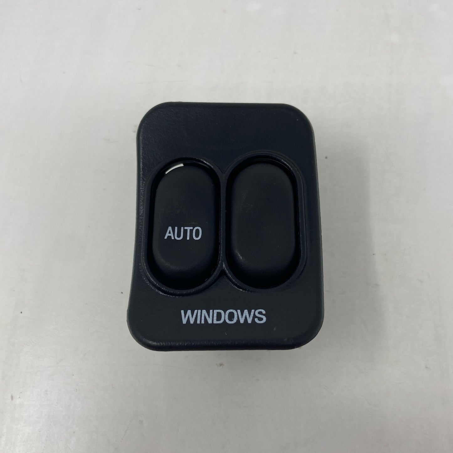 Front-UNT465416KCE