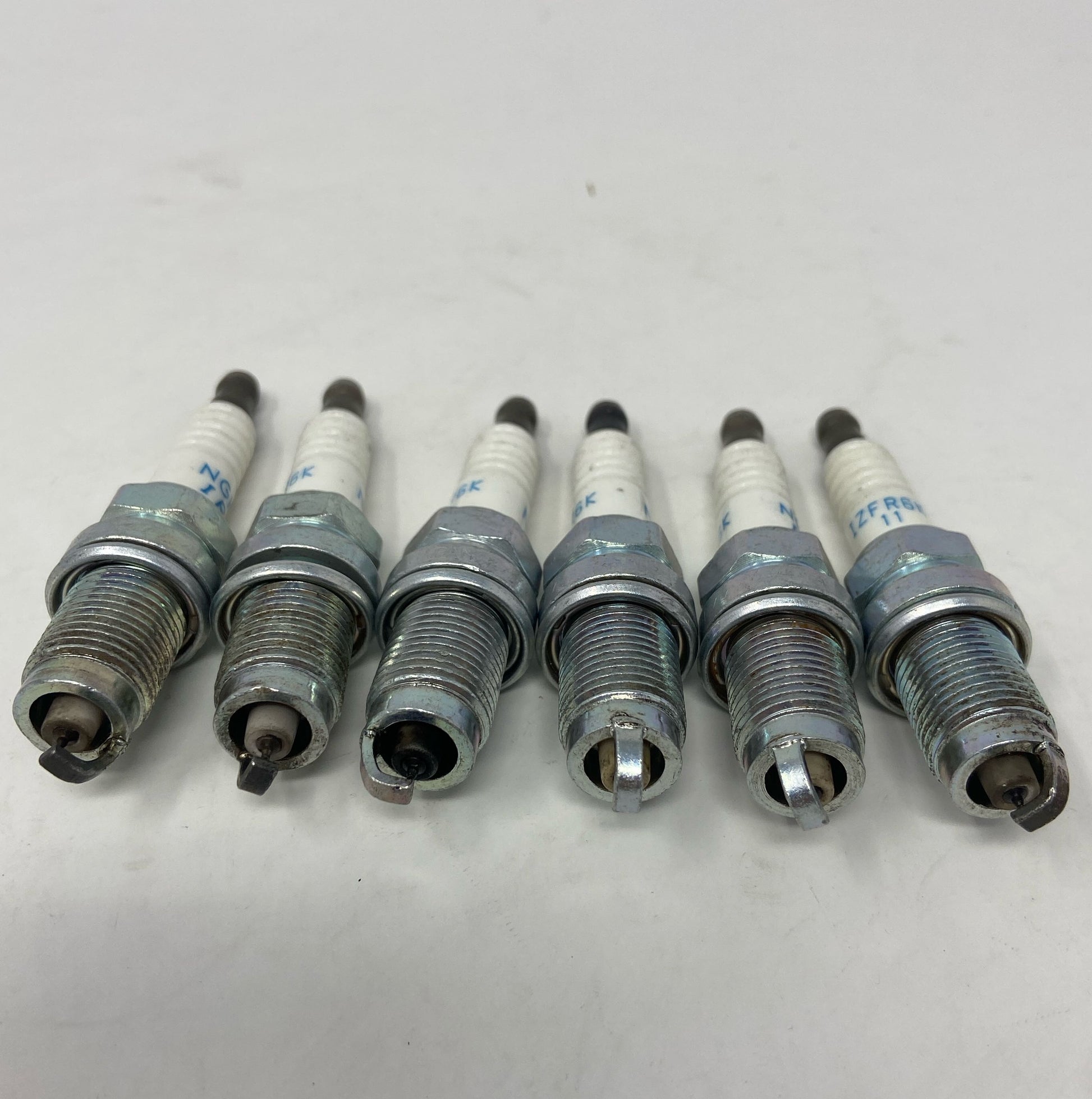 Bottom-LPNPMEV7245393