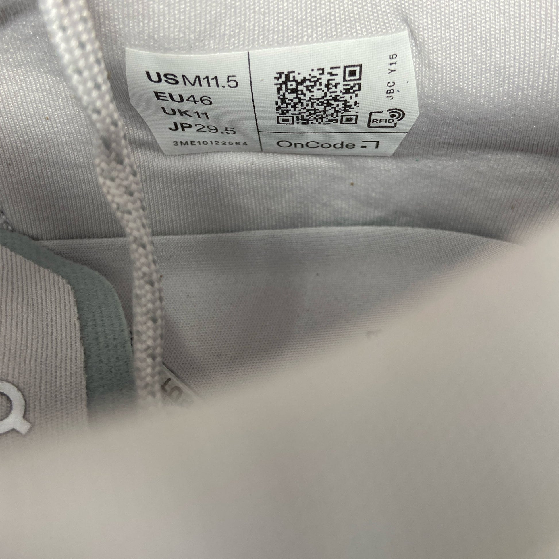Serial #/Tag-UNT8211530ZS