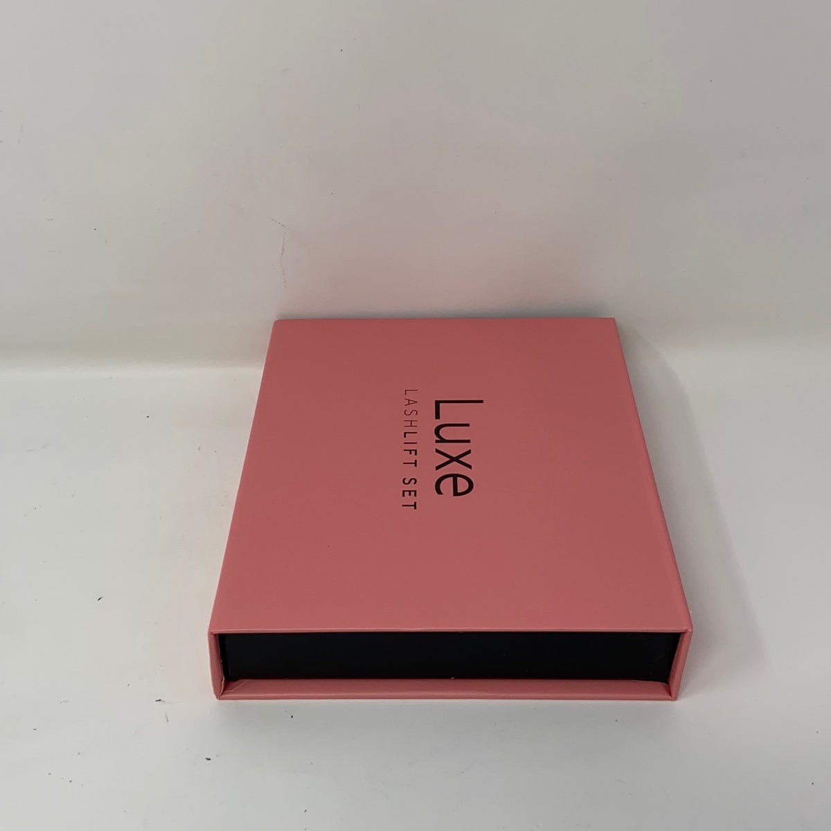 Left-UNT560239BX8