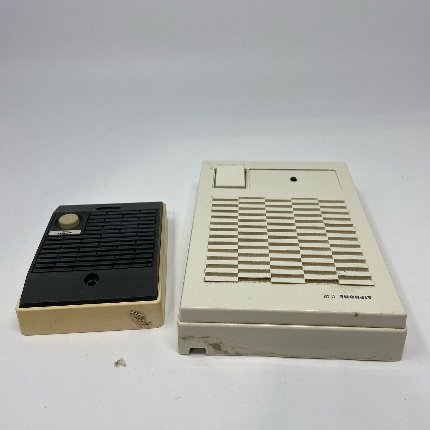 Back-UNT8533111ZV