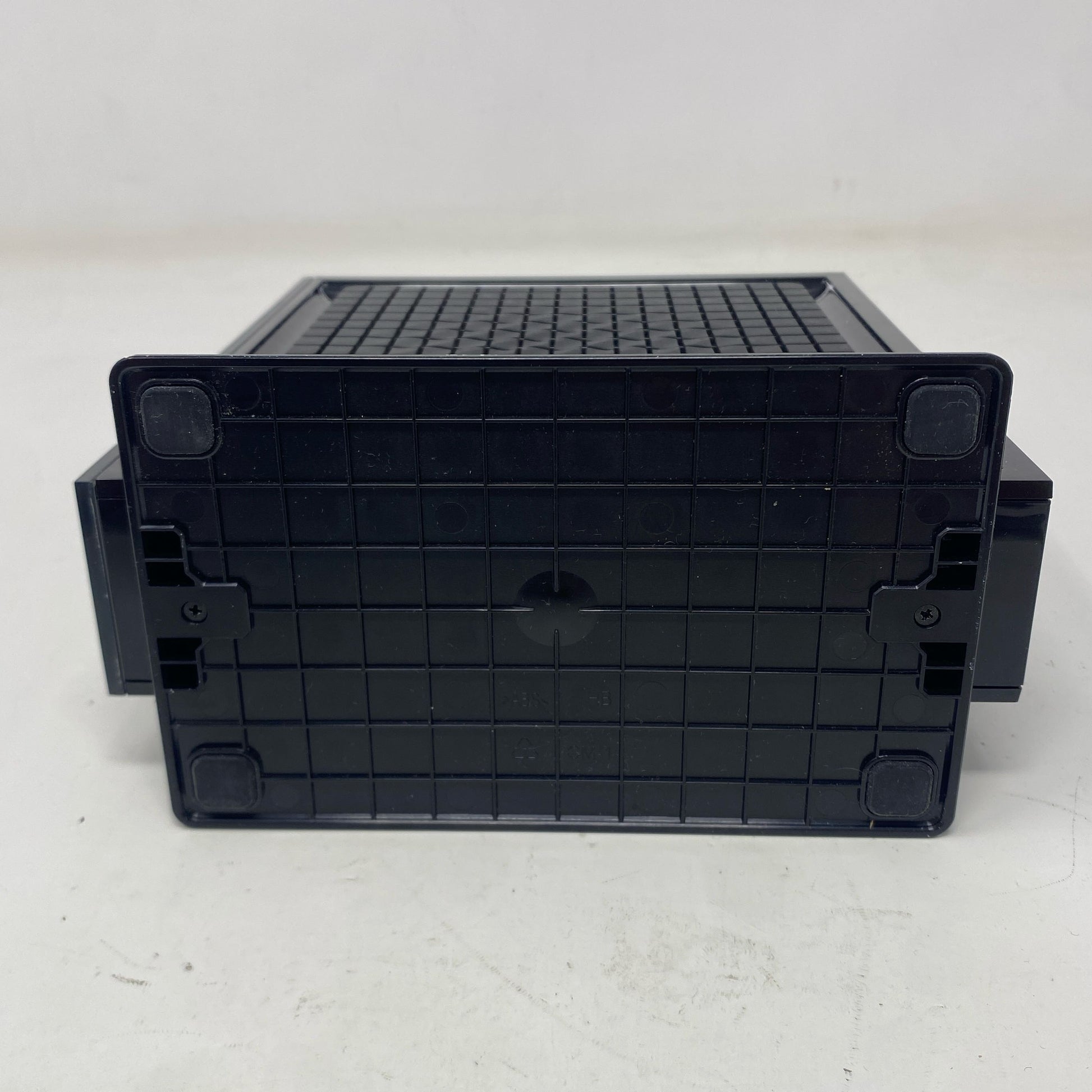 Bottom-UNT8395033PU