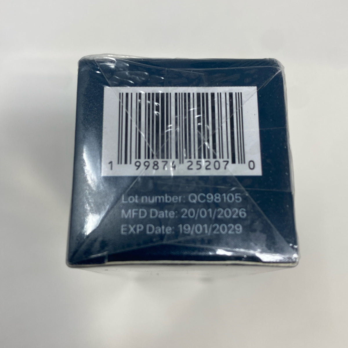 Serial #/Tag-UNT17765536Z