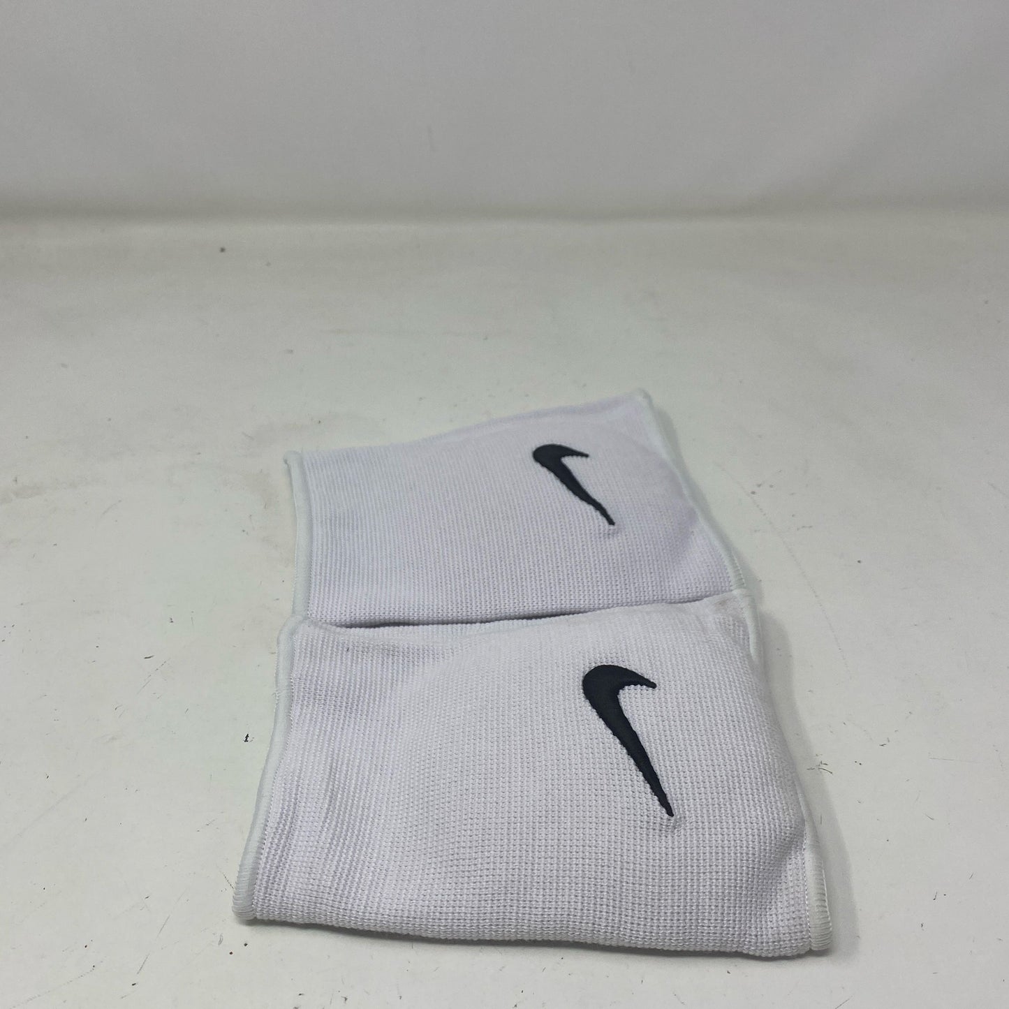Left-LPNNE6QFTGF22