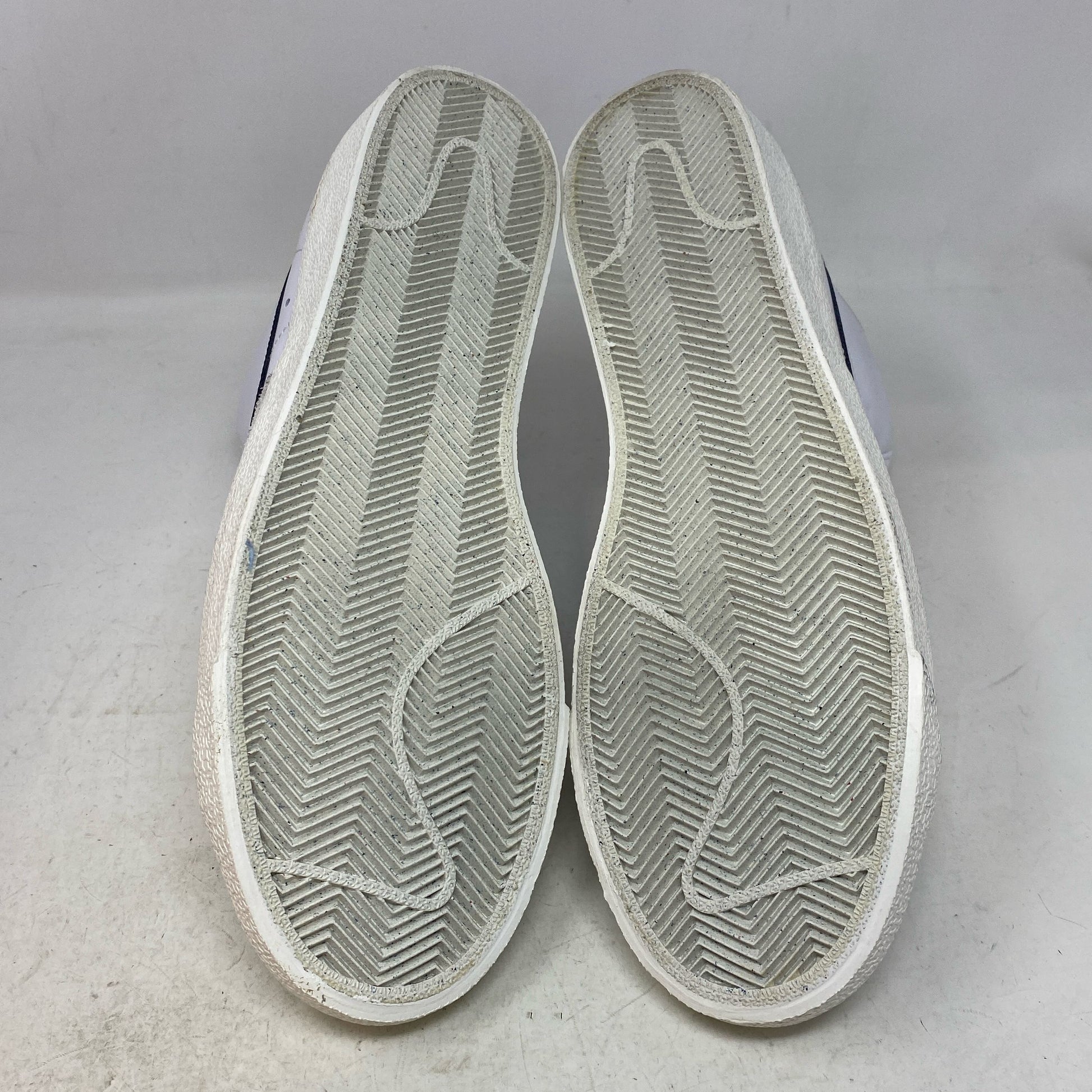 Bottom-UNT818643TZ6