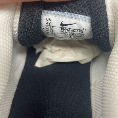 Serial #/Tag-UNT652557KCH