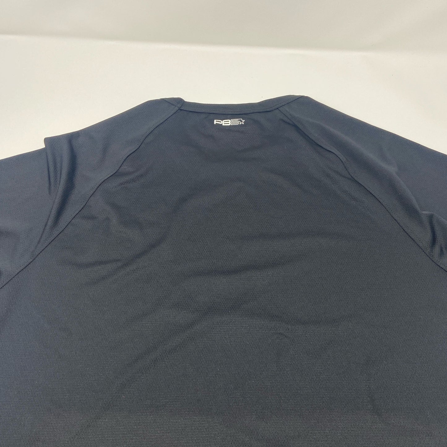 Back-UNT281687E6O