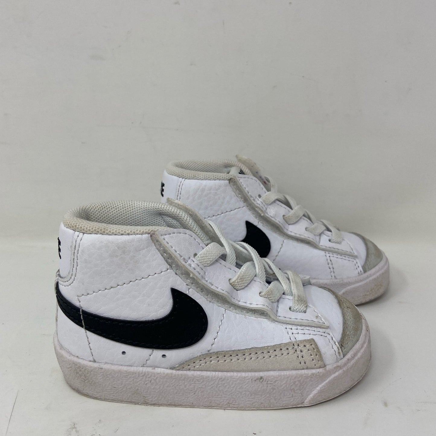 Front-LPNT049225624