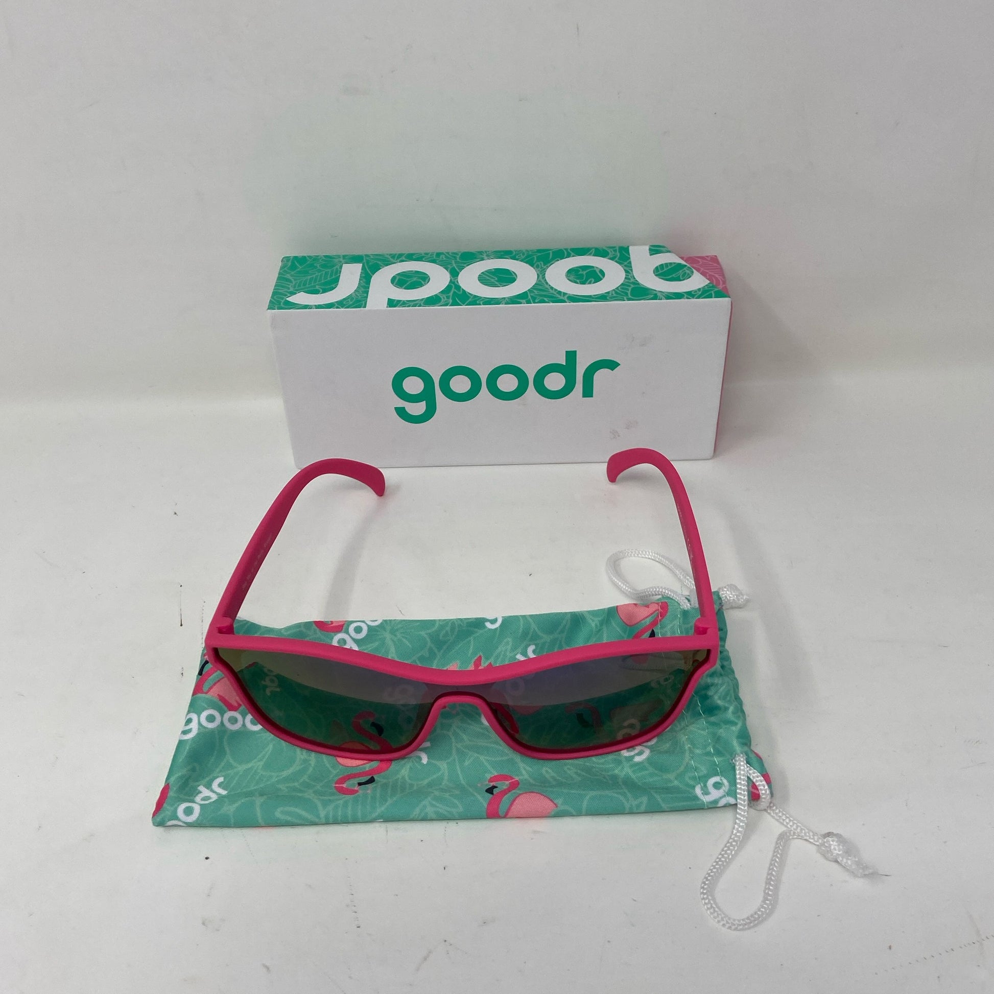 Front-UNT167965MSQ