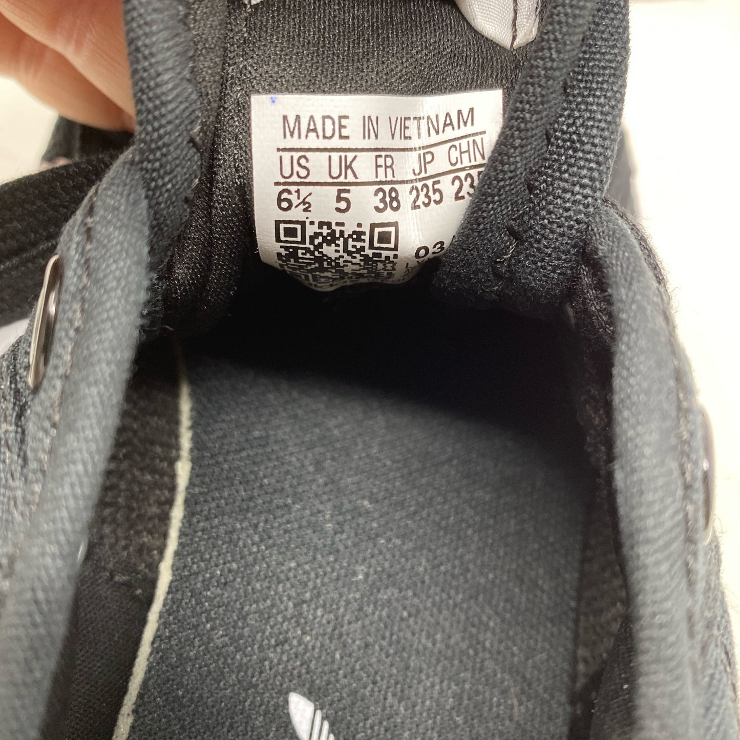 Serial #/Tag-UNT683775WHC