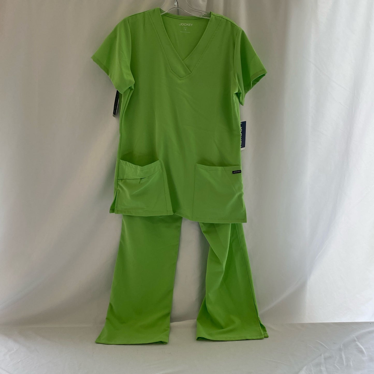 Front-UNT25627953A