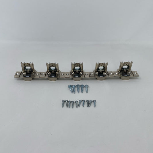 Front-LPNO584287871