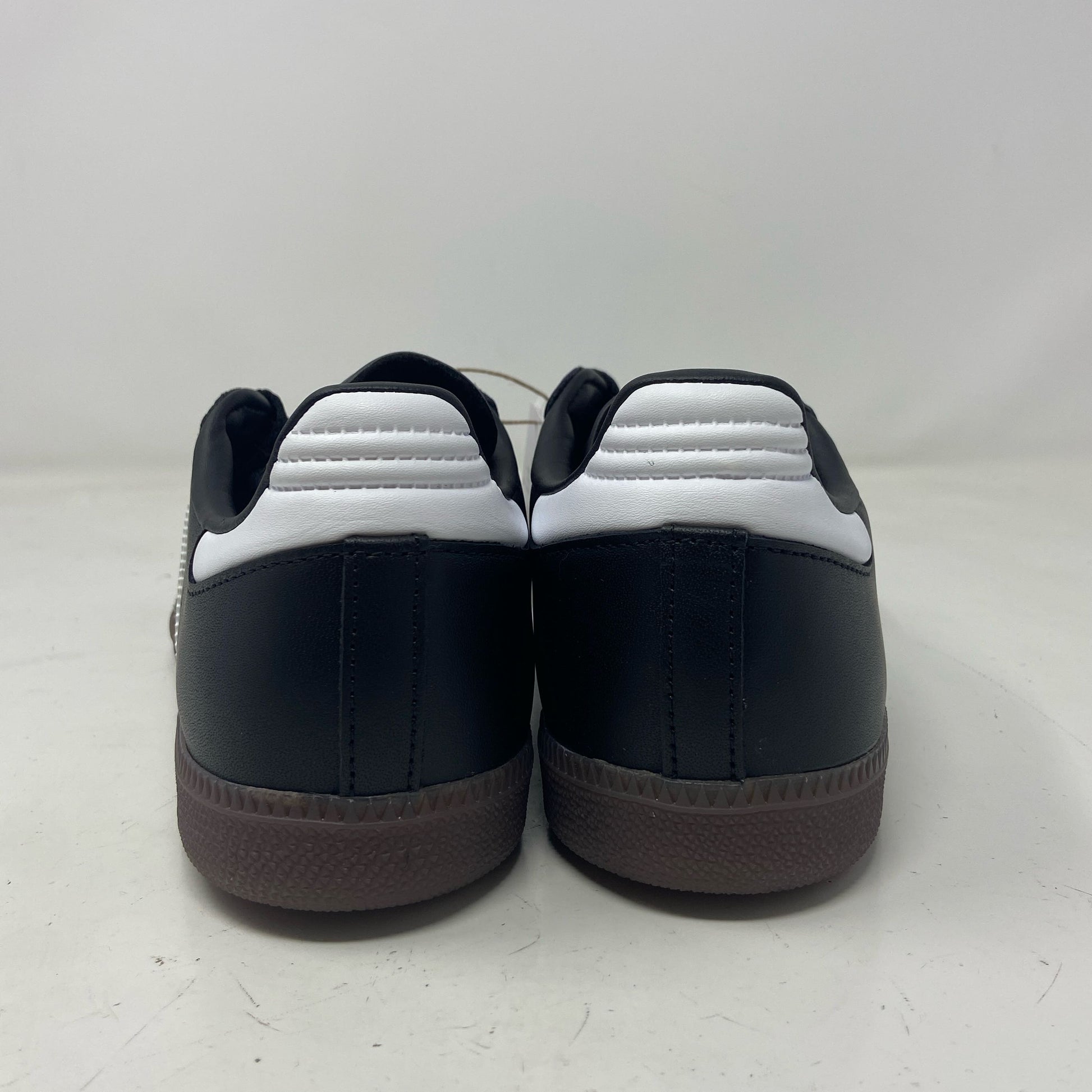 Back-UNT892829CND