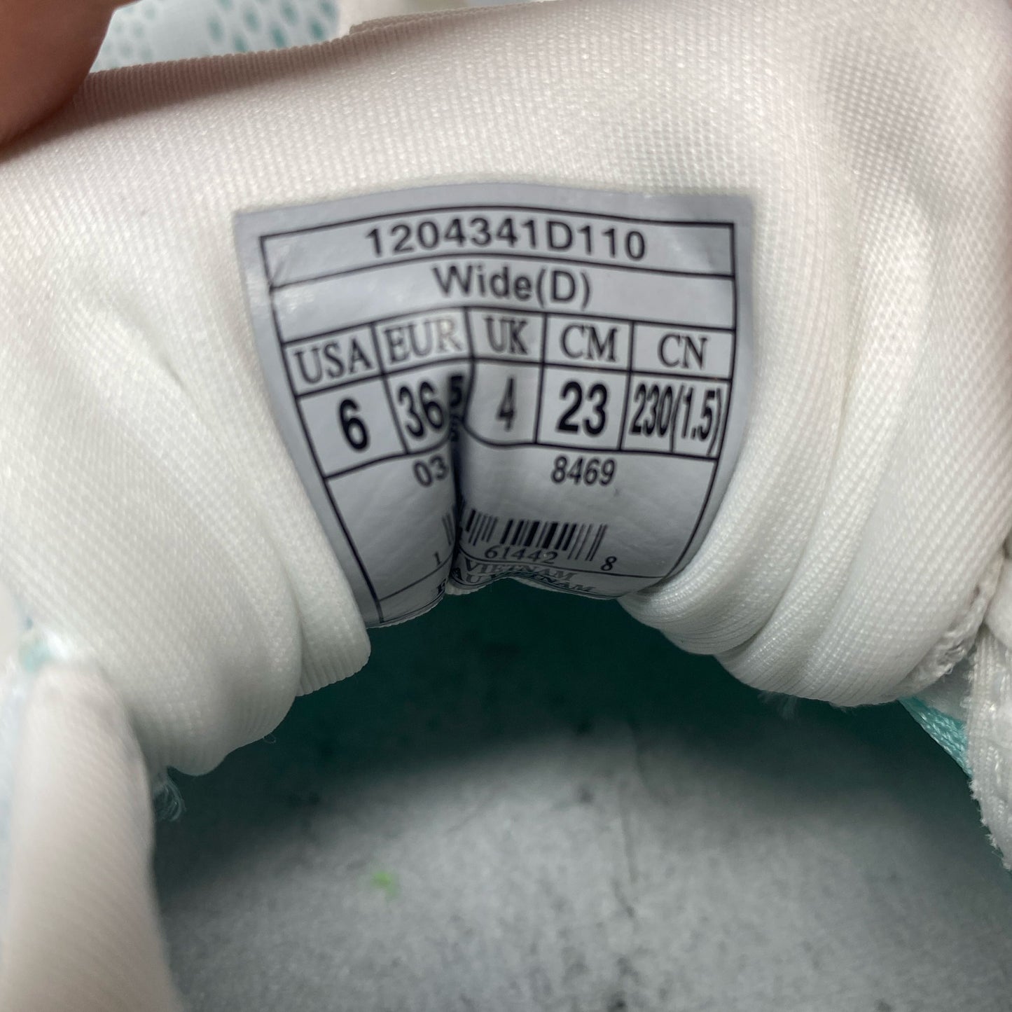 Serial #/Tag-UNT7441669F6