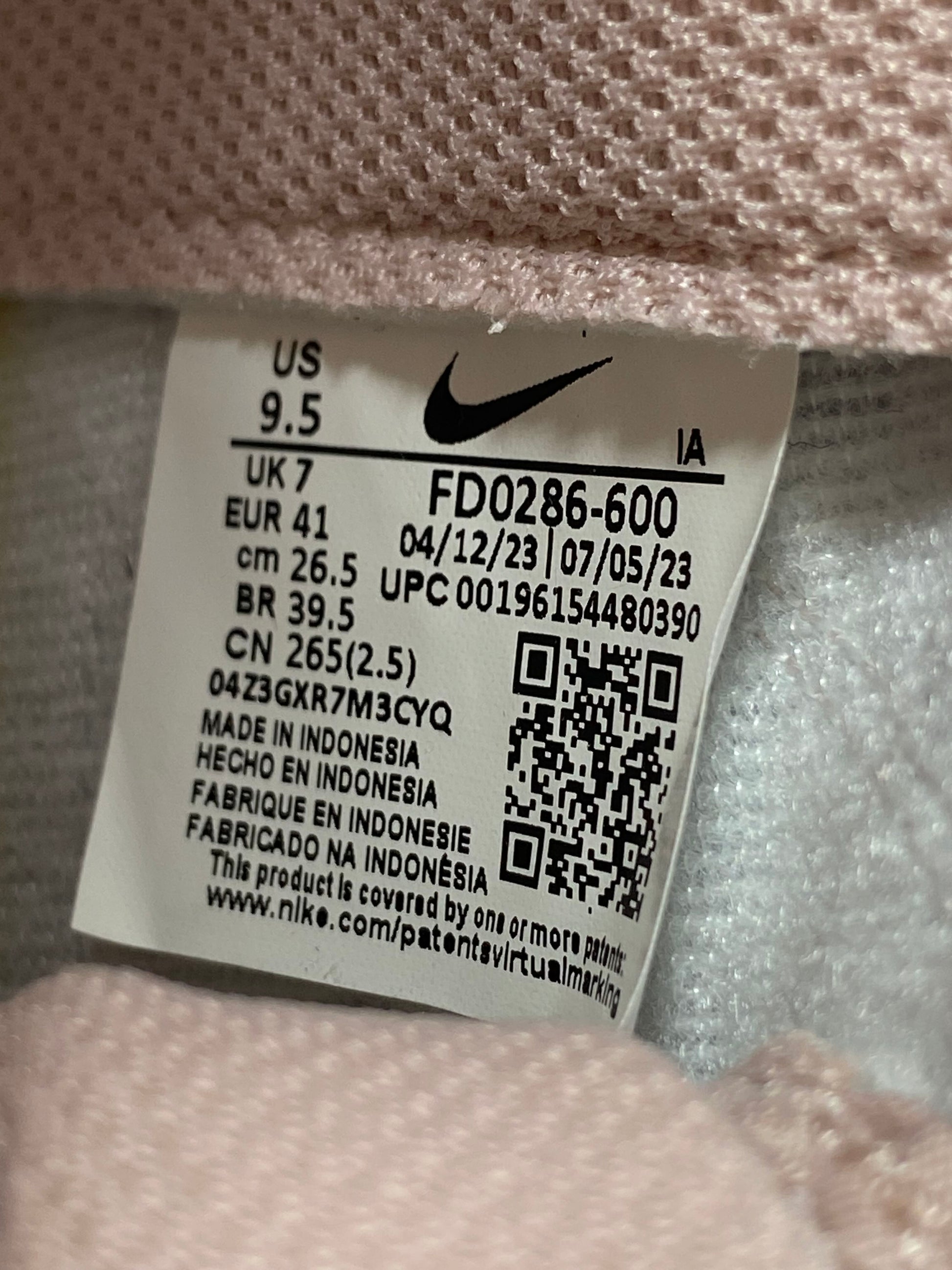 Serial #/Tag-UNT69975310M