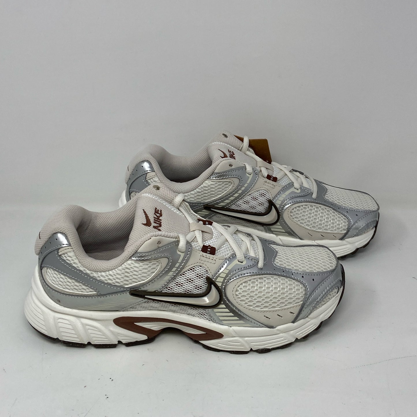 Front-UNT682726R8V