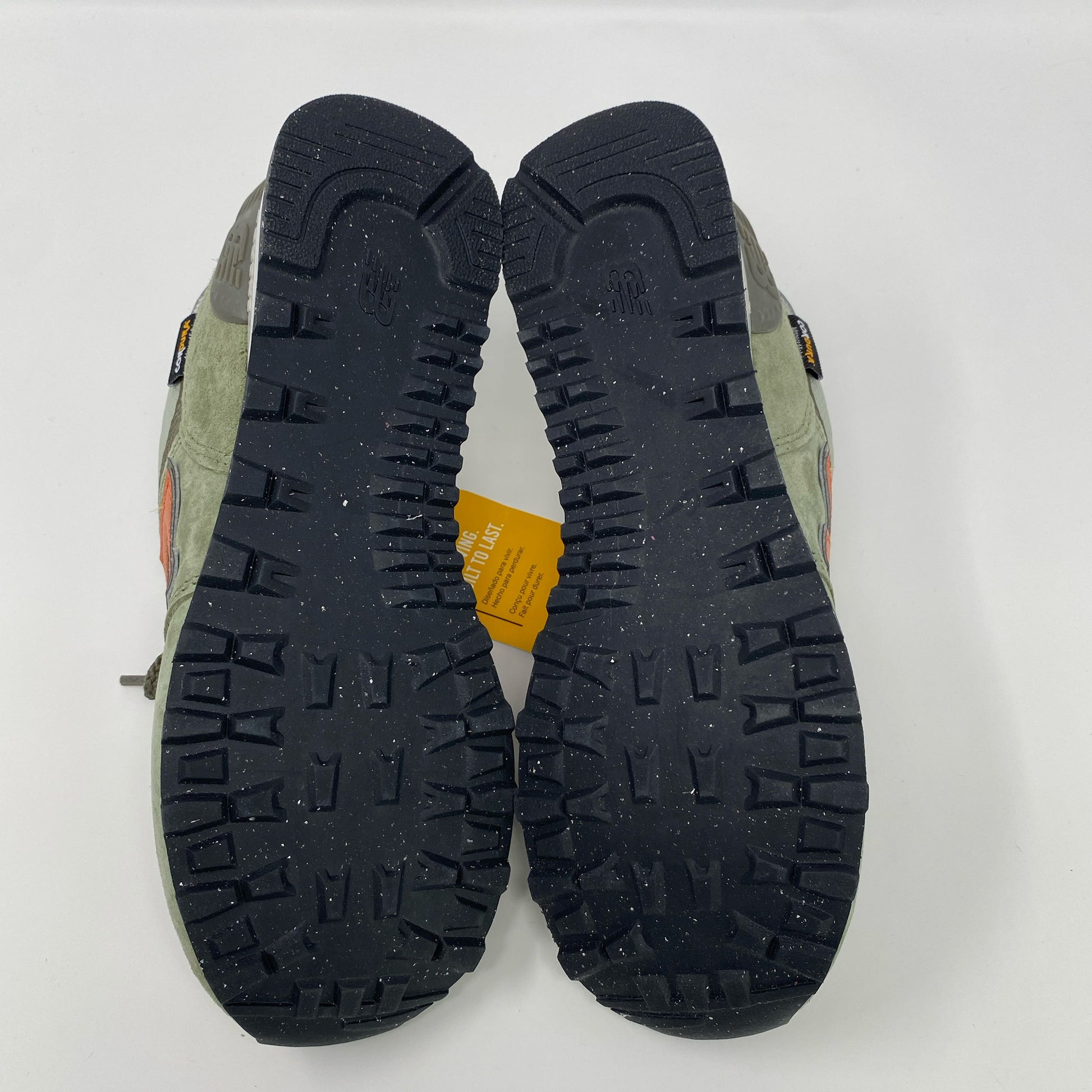 Bottom-UNT889101LT9